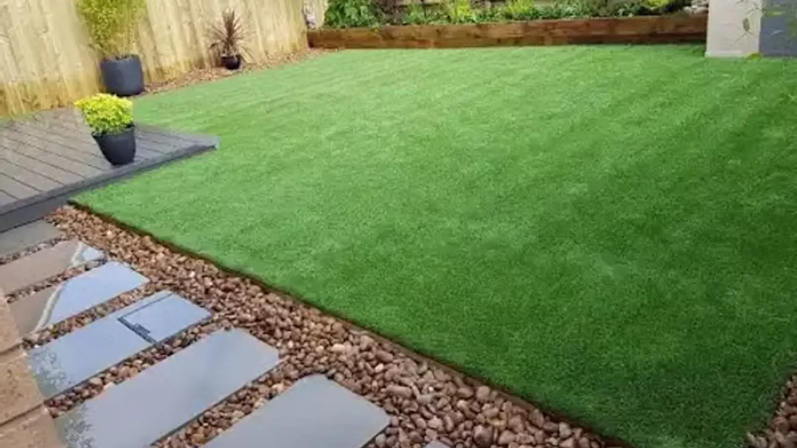 Artificial Grass by Holmes Landscapes