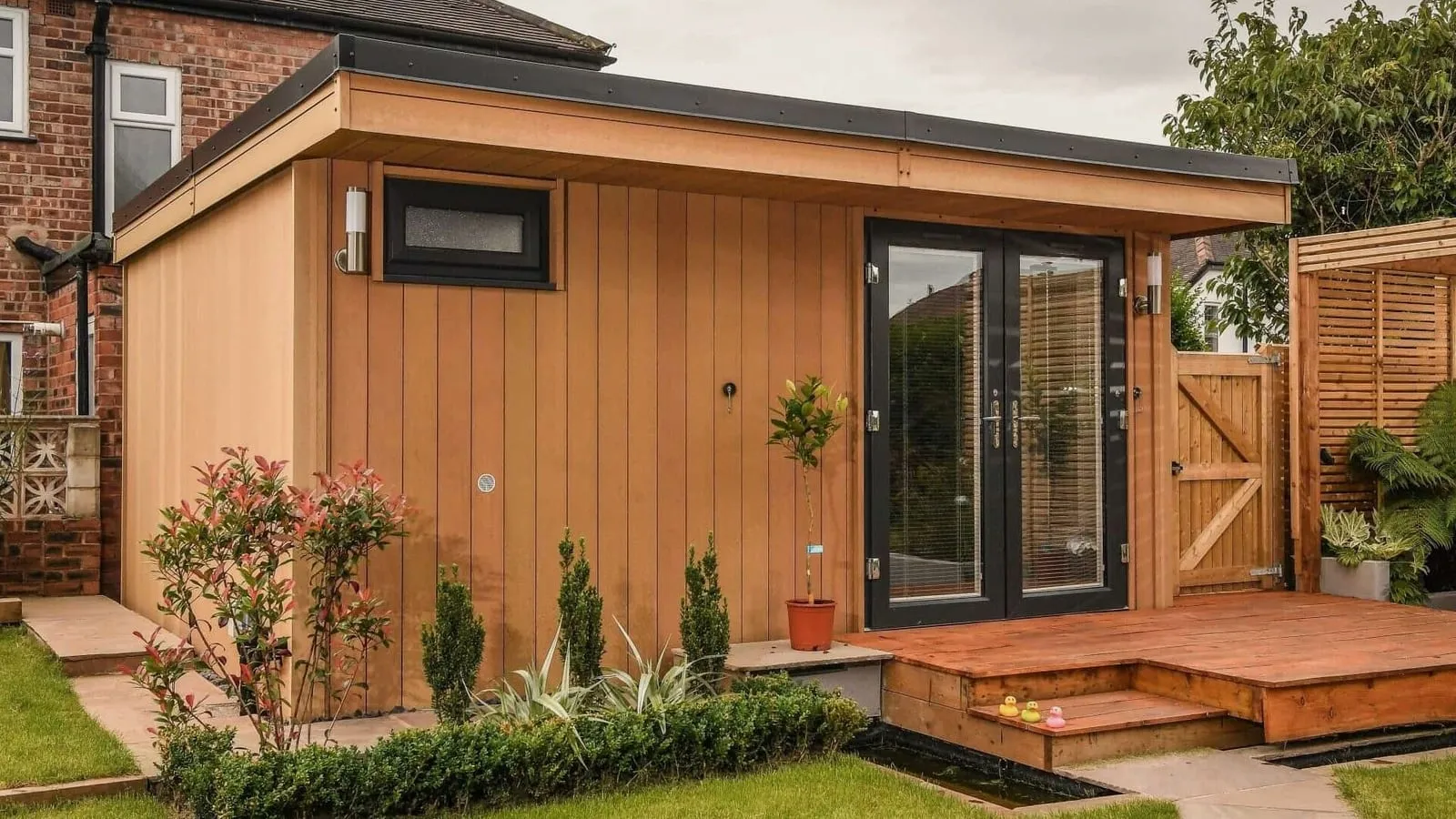 Garden Rooms by Holmes Landscapes
