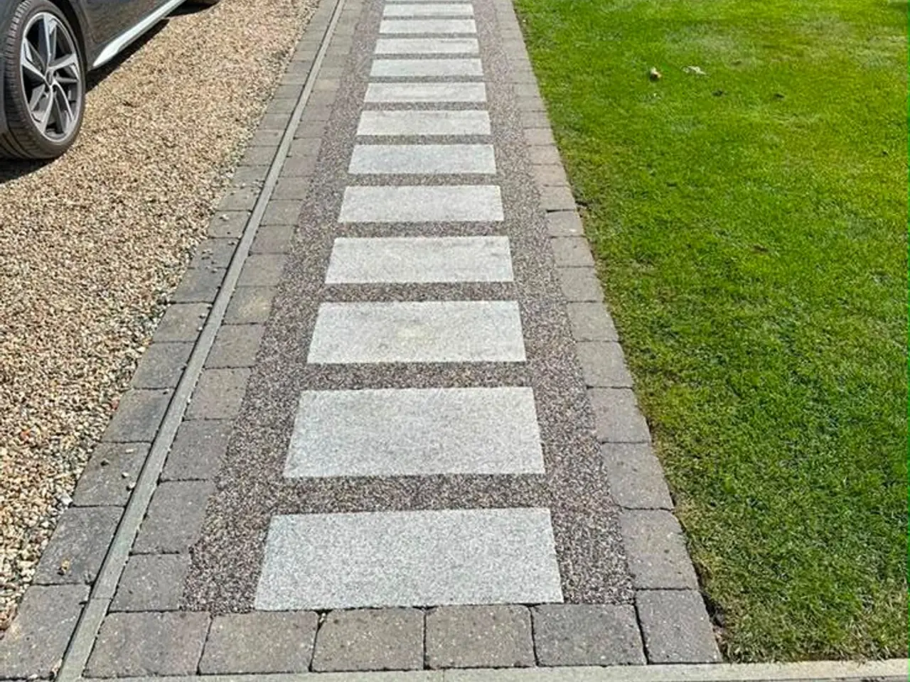 Example of paths & steps work by Holmes Landscapes